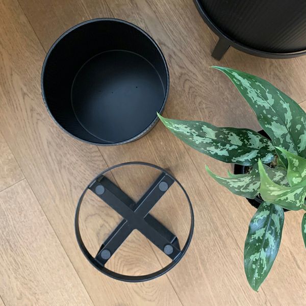 アイアンプランター ウィズブラックスタンド H31.5 | upstairs outdoor